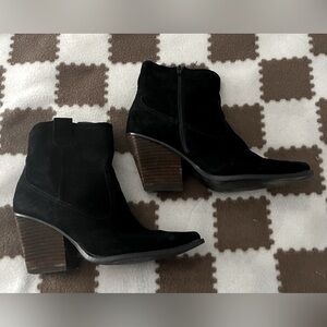 Chinese laundry Black Ankle Boots size 7.5